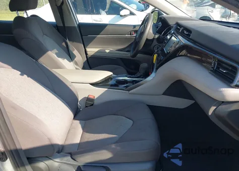 2019 Toyota Camry Le from USA, damaged, VIN 4T1B11HK9KU712631